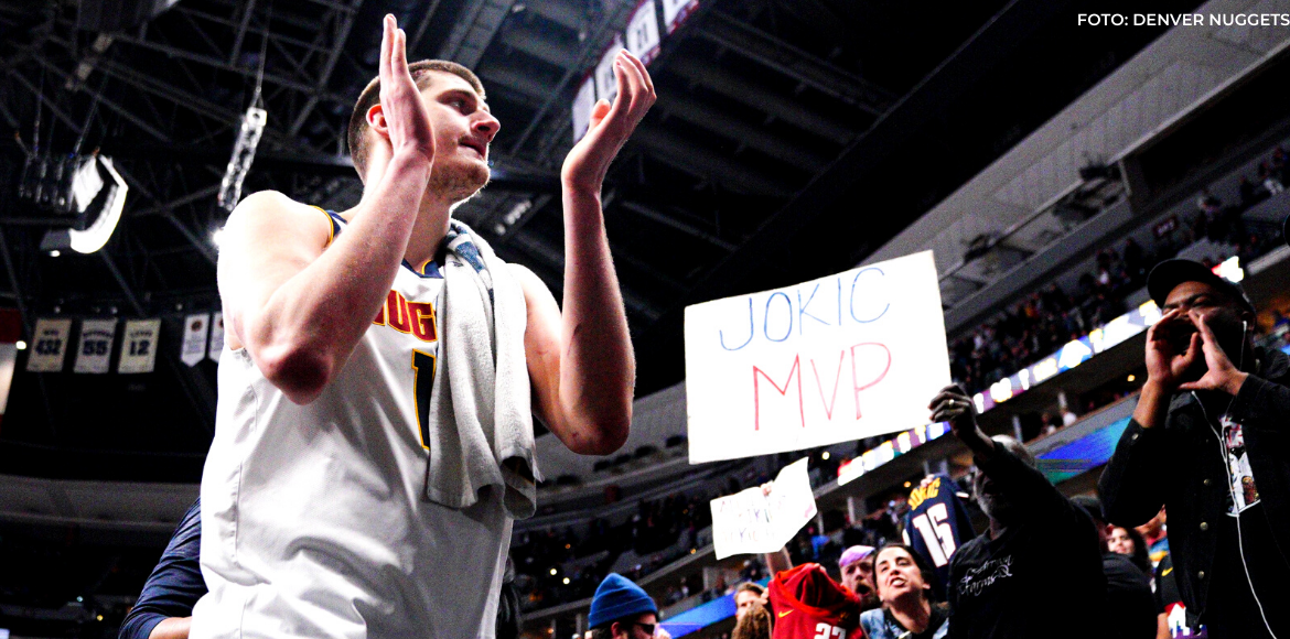 Nikola Jokic escribe su nombre con letras doradas en la historia de la NBA